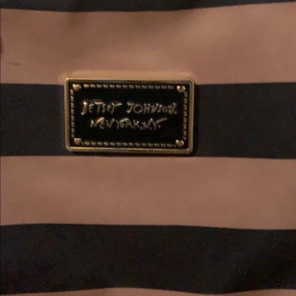 Backpack - Picture 2 of 3